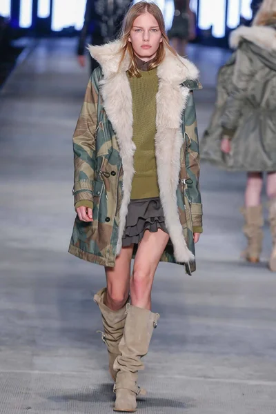 Look 21